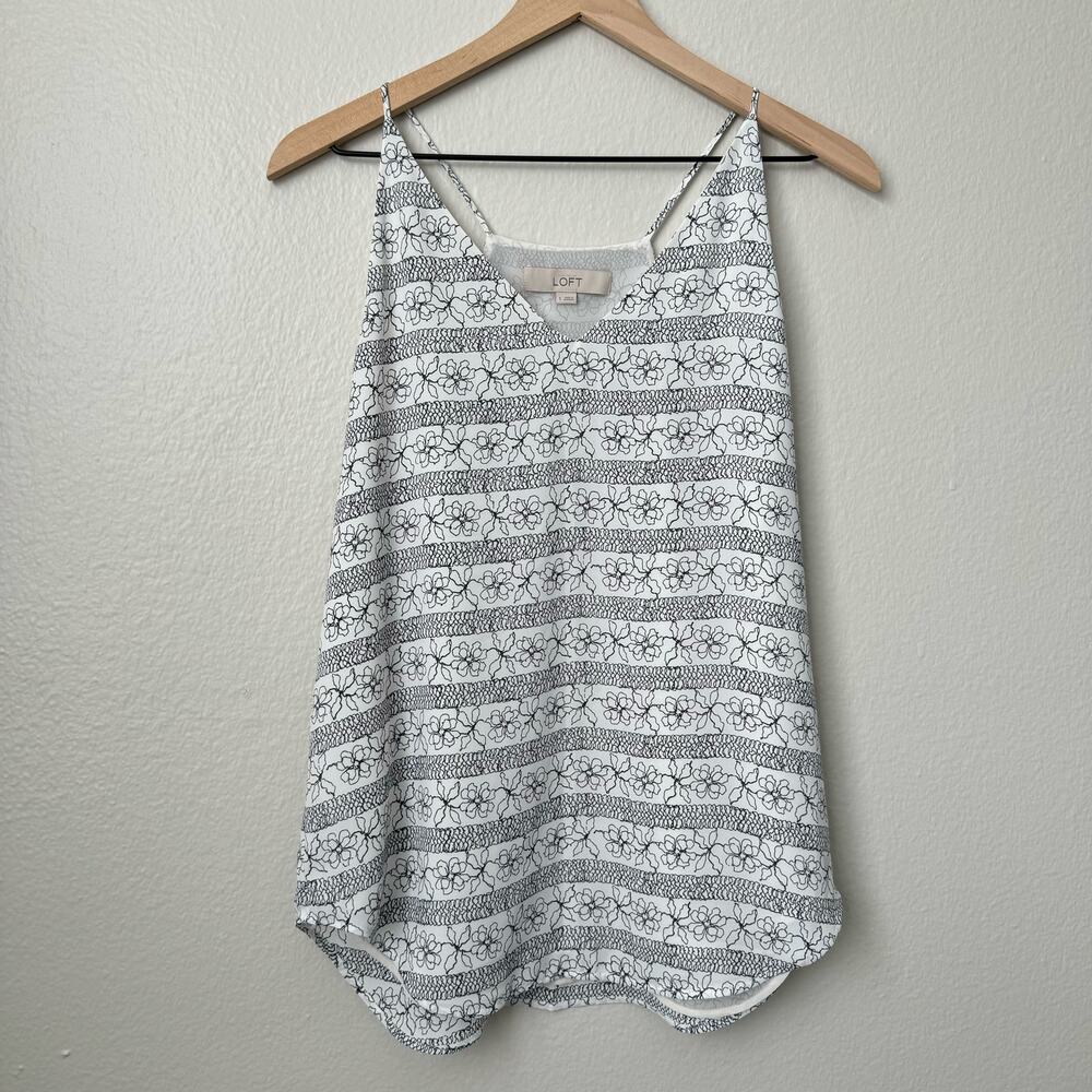 Ann Taylor LOFT Women's White Floral Tank Top Blouse Racerback V-Neck Size Small